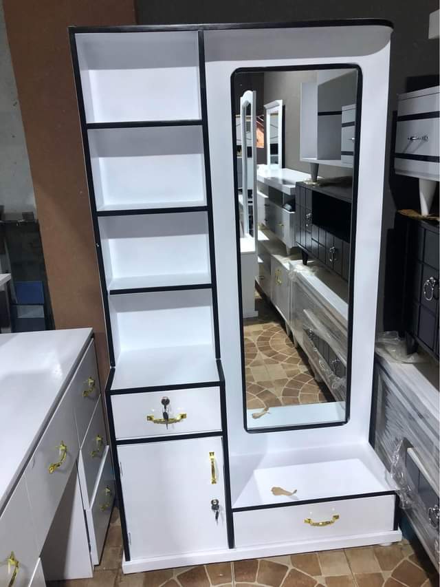 A picture of Dressing milor