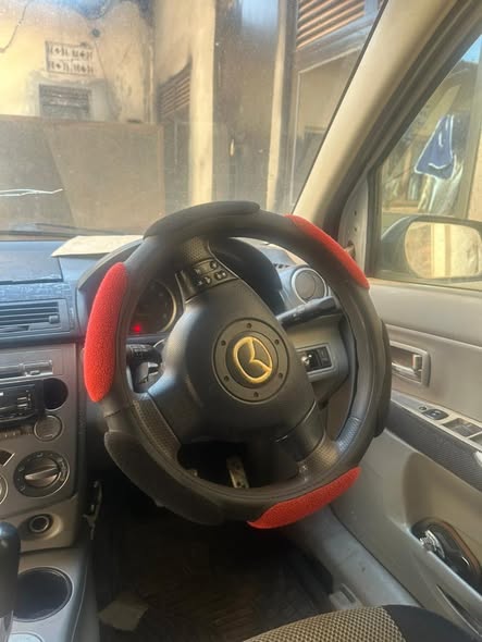 A picture of MAZDA DEMIO