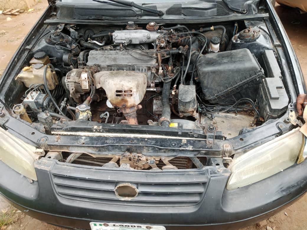 A picture of Toyota camry tiny light