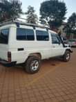 A picture of land crisuer diesel cal 0700936608 urgent sale
