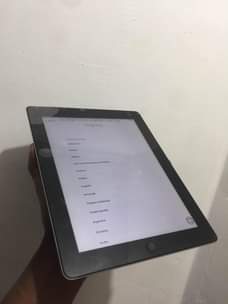 A picture of iPad 3 used imenyooka bypass tu 100 000 tu 074920250