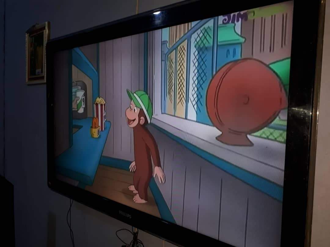 A picture of 47 inch Philips plasma tv