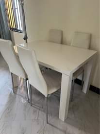 A picture of Dining table