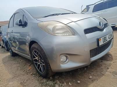 A picture of Vitz RS sport car 2009 model 27m negotiable 0756494005 0777540742