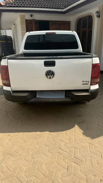 A picture of ON SALE VOLKSWAGEN 4MOTION Bei TSh 25 000 000 Mwaka