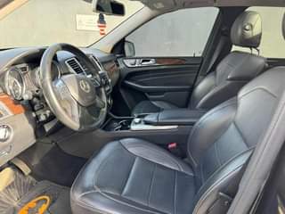 A picture of Mercedes Benz ML350