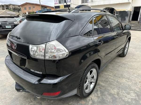 A picture of Foreign used 2006 07 Lexus RX 350 fresh from sea