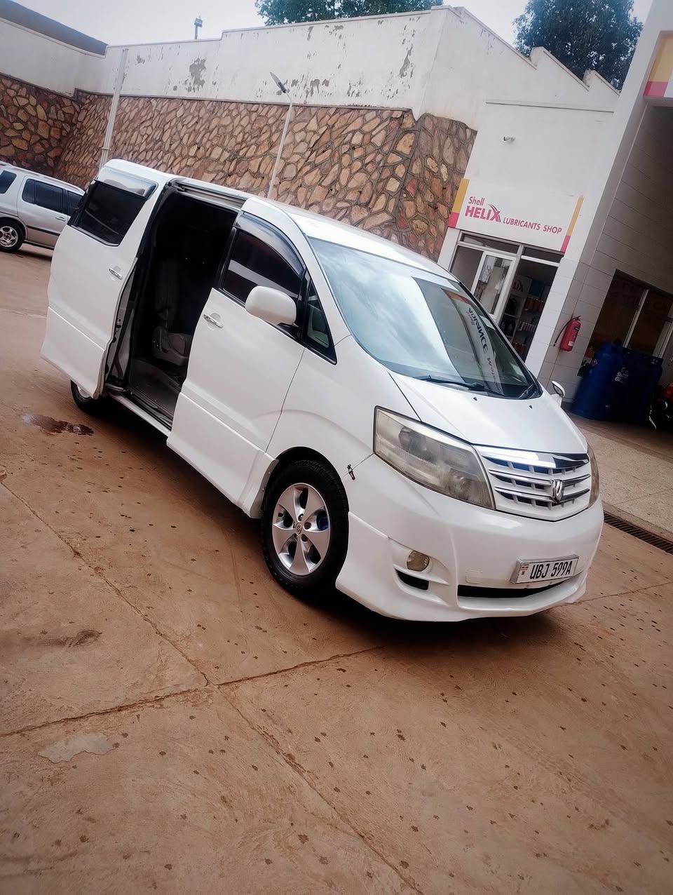 A picture of Toyota Al phad
