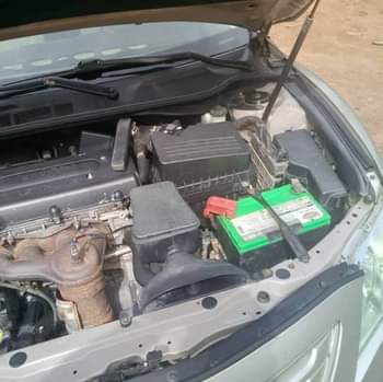 A picture of Toyota Camry 08