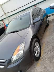 A picture of Nissan Altima 010 Nigeria used baked on first body 08030481307