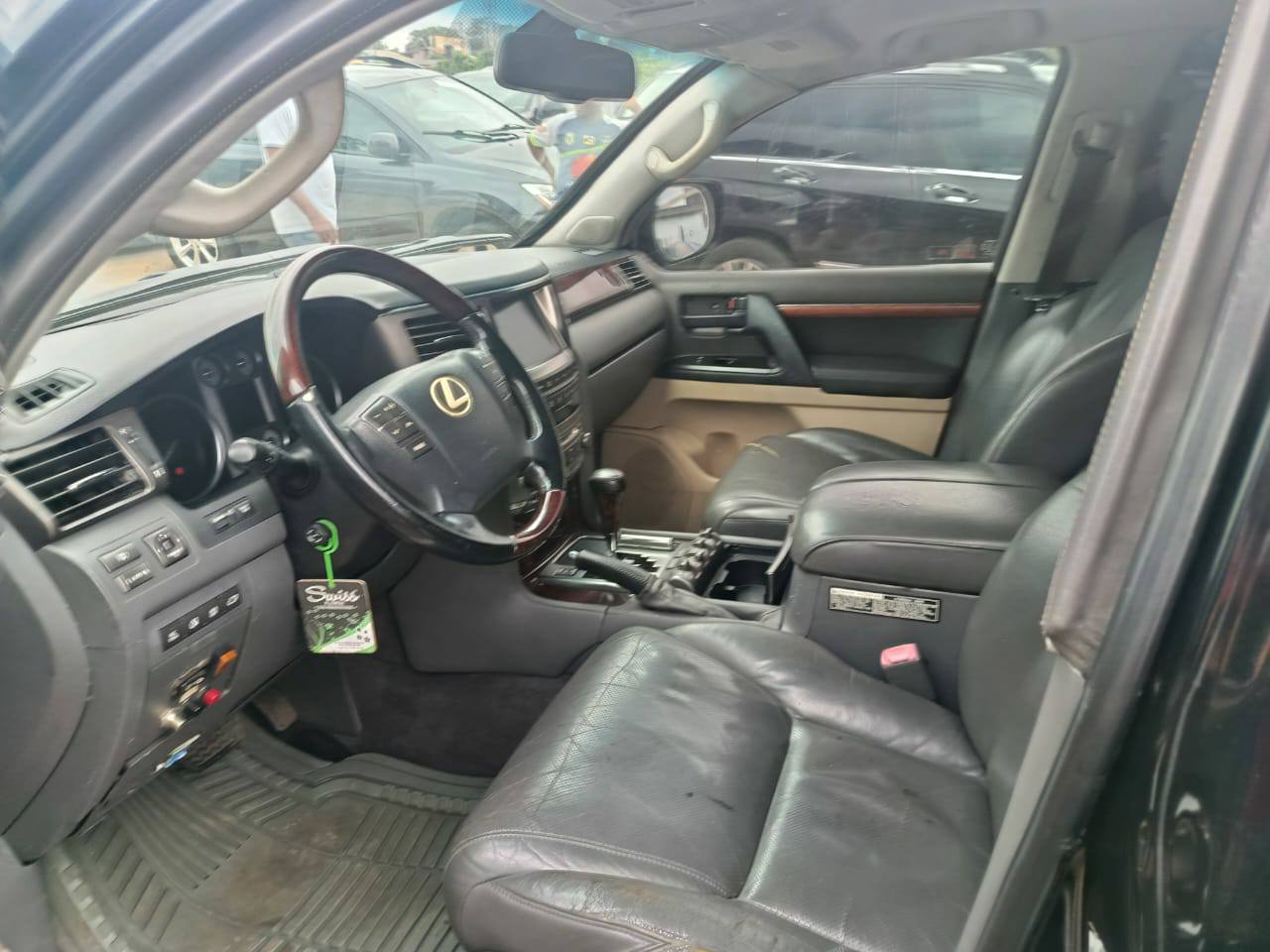 A picture of Clean Registered Tokumbo Standard Lexus LX570 2012 Model Carefully and