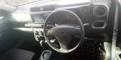 A picture of 2015 4WD 2015 White