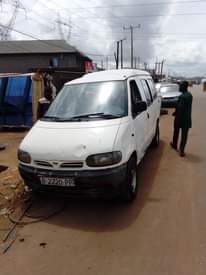 A picture of Nissan vannet bus