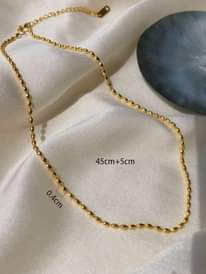 A picture of Fashionable Stainless Steel Minimalist Beaded Necklace for Women daily Decoration