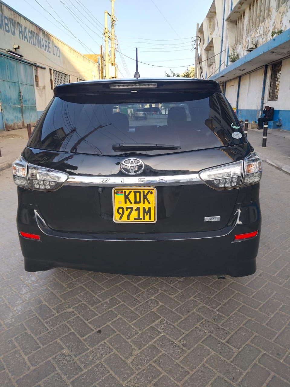 A picture of 2015 Toyota wish
