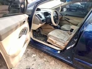 A picture of Honda Civic 2009 Flashed on firstbody Sound and silent engine