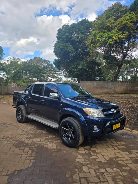 used toyota hilux
