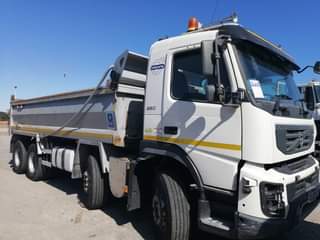 tipper truck