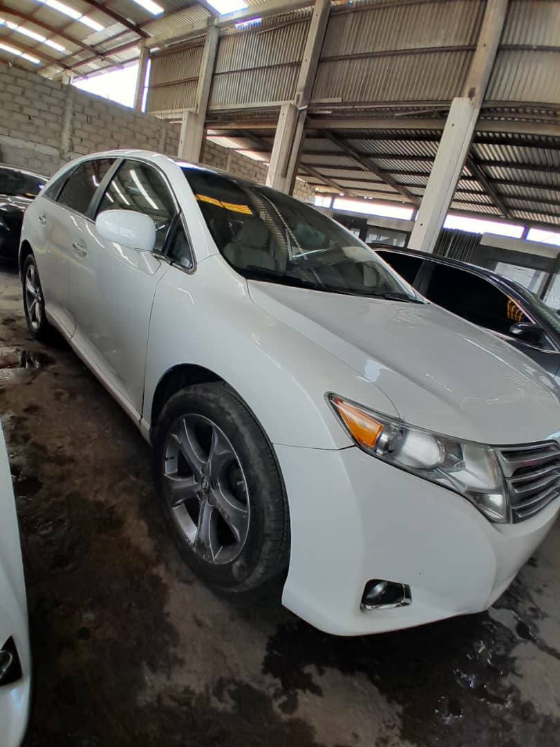 A picture of Fastest finger dealers deal tokumbo Toyota venza 2011 model just