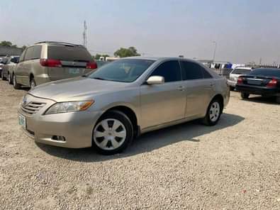 A picture of GOLD An Extremely Clean Toyota Camry Le 2008 Model With