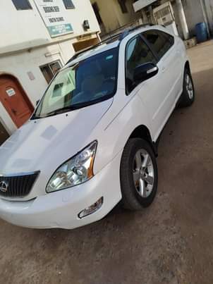 A picture of Lexus Rx 350