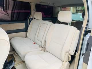 A picture of Toyota Alfard