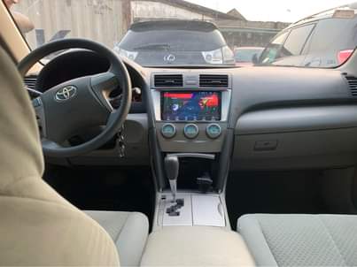 A picture of Toyota Camry 08