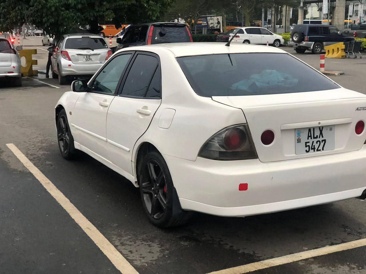 used toyota altezza
