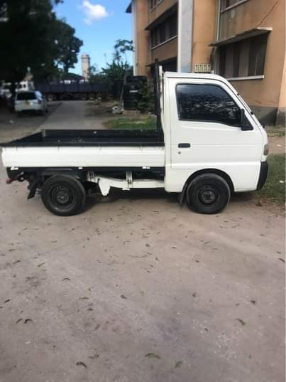 A picture of Suzuki cary