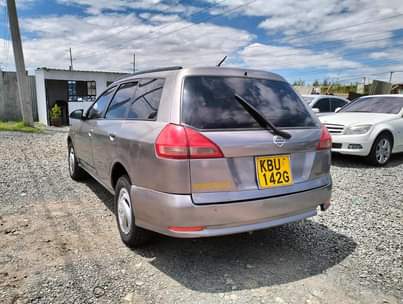 nissan wingroad