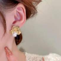 A picture of Briella accessory