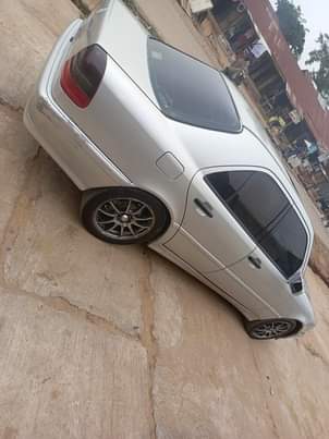 A picture of Mercedes C280
