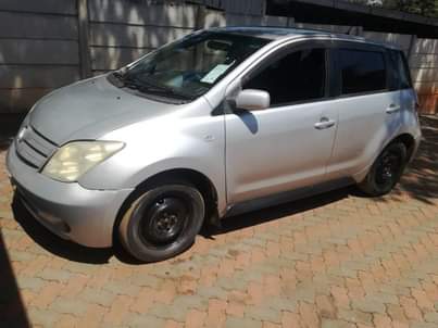 used toyota ist