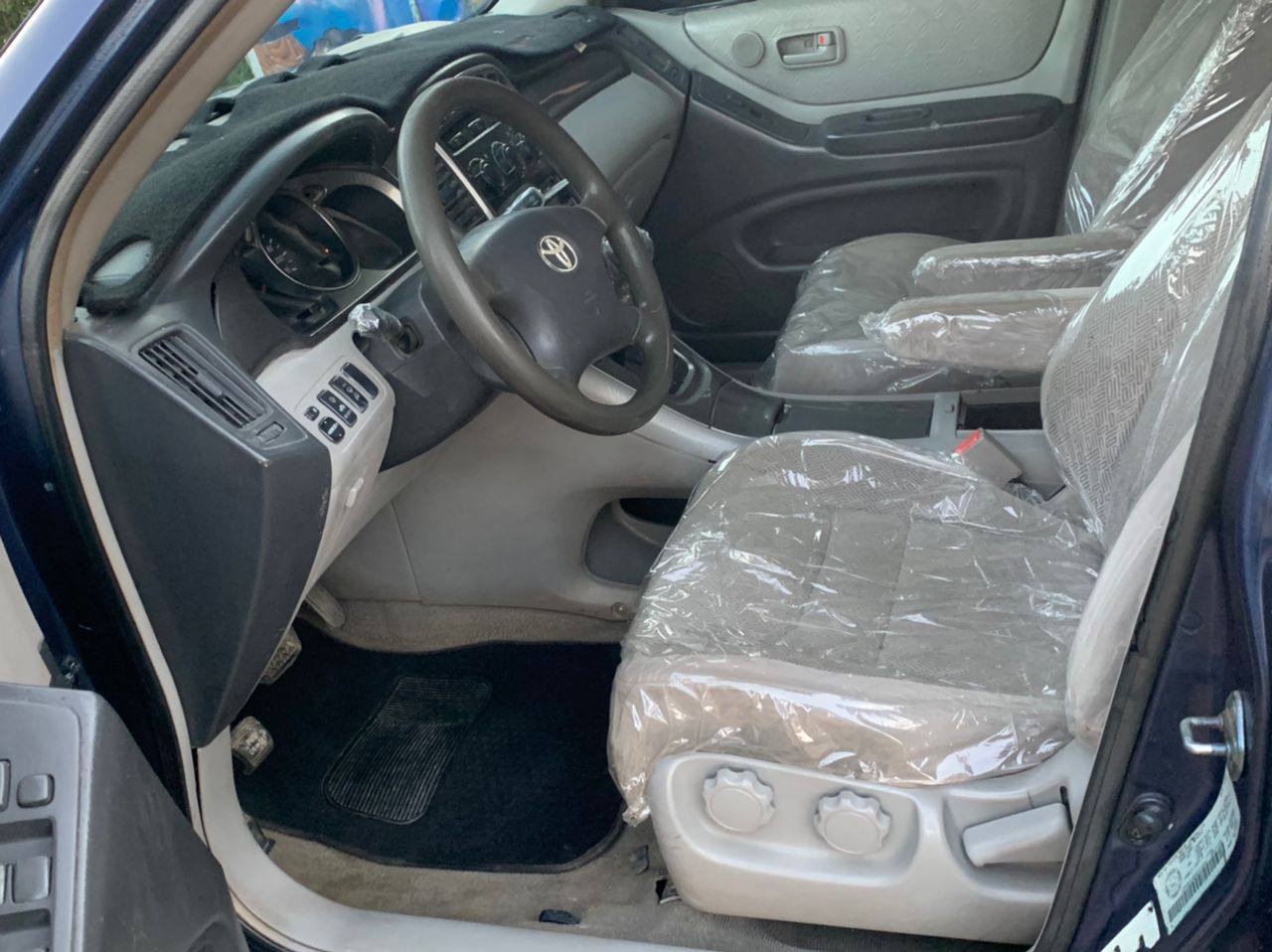 A picture of Toyota highlander