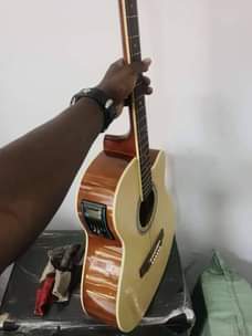 A picture of Amplified Acoustic guitars