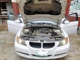A picture of 2008 BMW 335xi 08