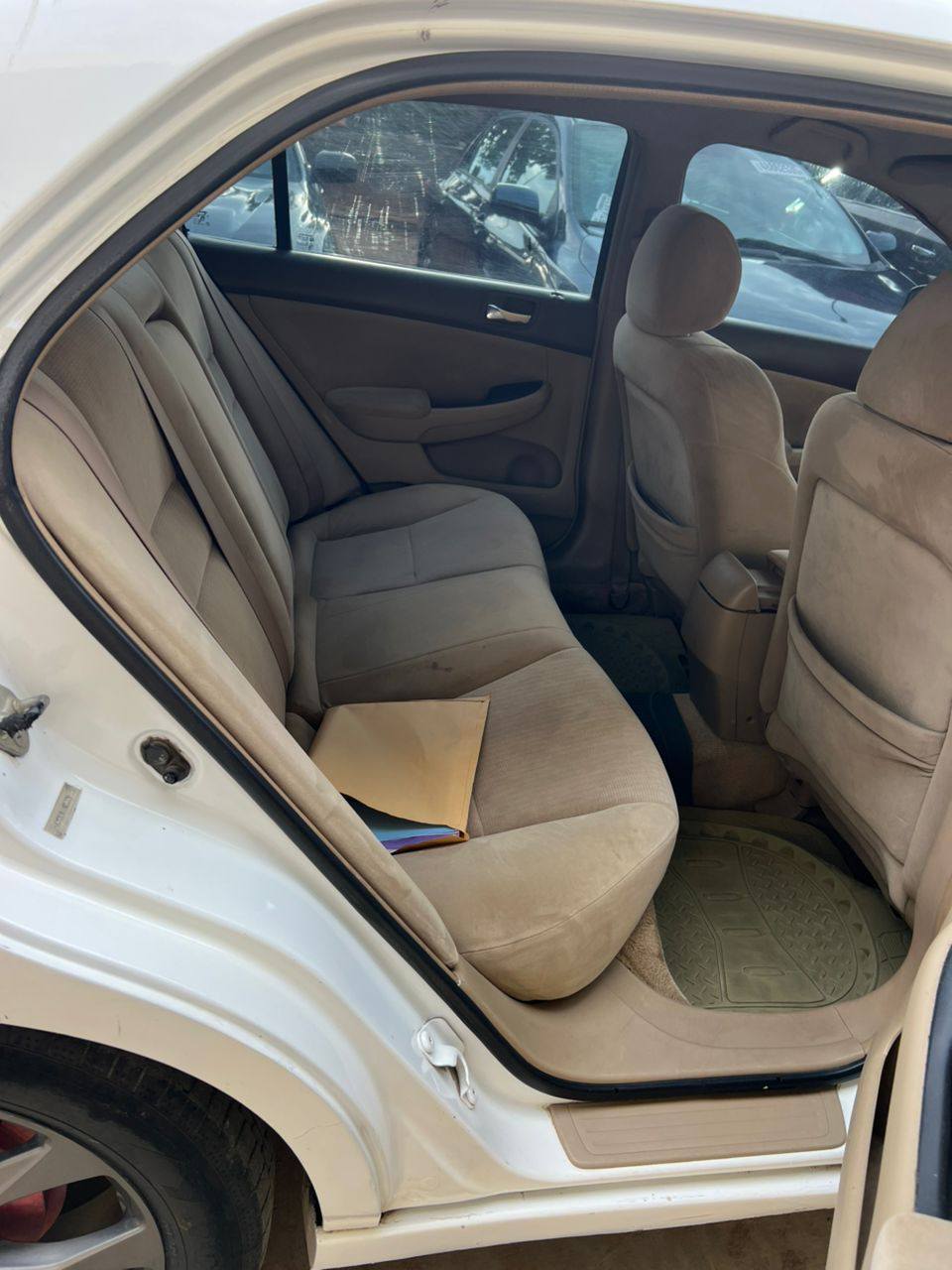 A picture of Honda accord 05