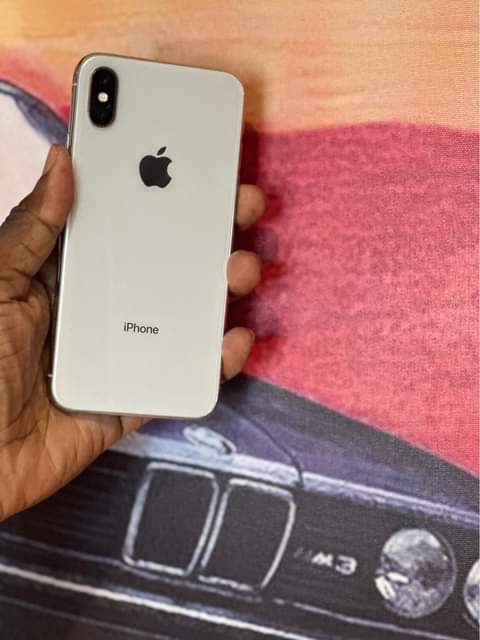A picture of iPhone X