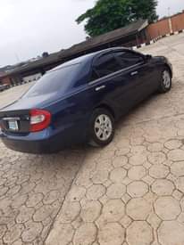 A picture of 2004 Toyota Camry