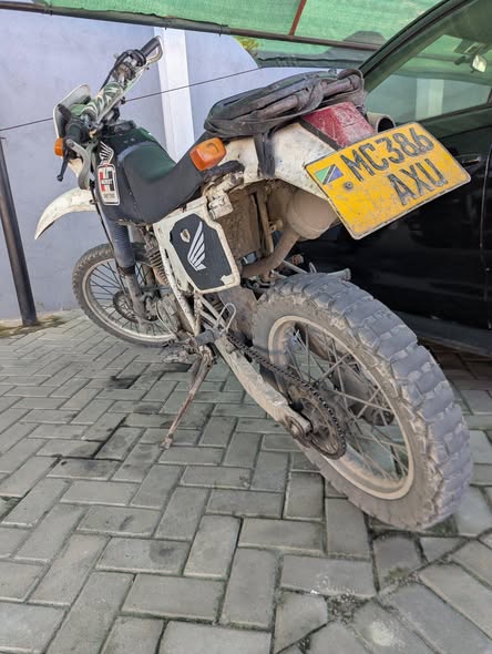 A picture of HONDA XR PRICE 2 9 LOC MAKUMBUSHO