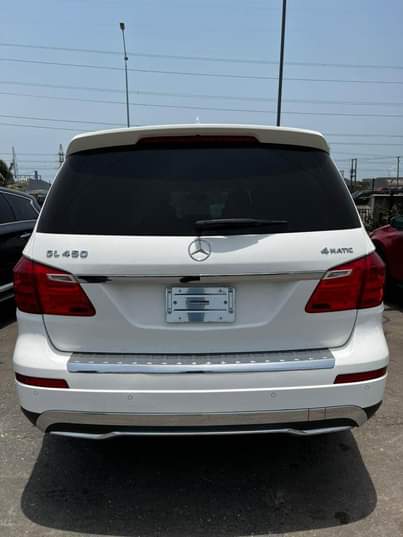 A picture of USED MERCEDES BENZ GL450 2015
