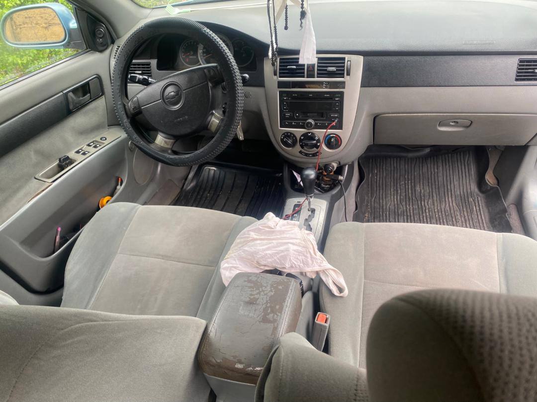 A picture of 2011 Chevrolet optra