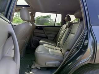 A picture of Toyota highlander 2008 registered Abuja