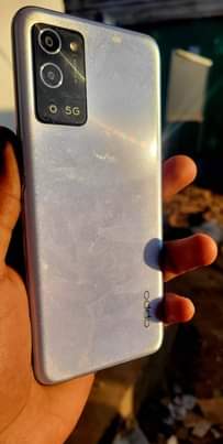 A picture of it s a clean oppo on sale