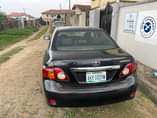 A picture of Corolla 2009 buy and drive nothing to fix Big engine