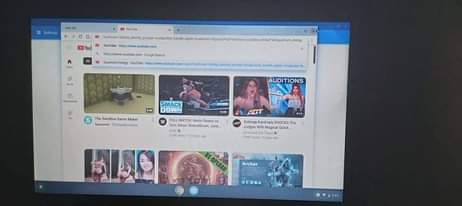 A picture of Samsung chromebook