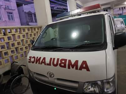 A picture of  HIACE QUANTUM ya Ambulance Namba DKL Fuel ni Diesel