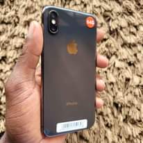 A picture of I PHONE X