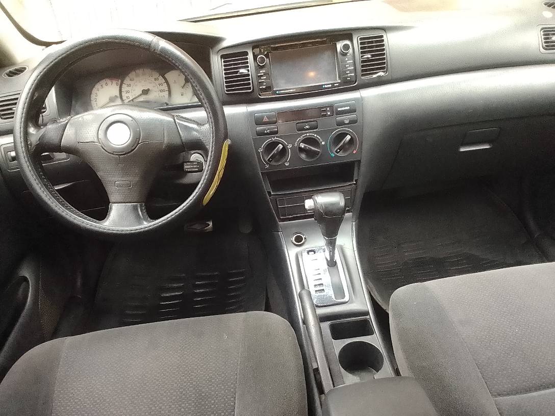 A picture of Toyota Corolla 04 05 sport edition untouched engine and gear