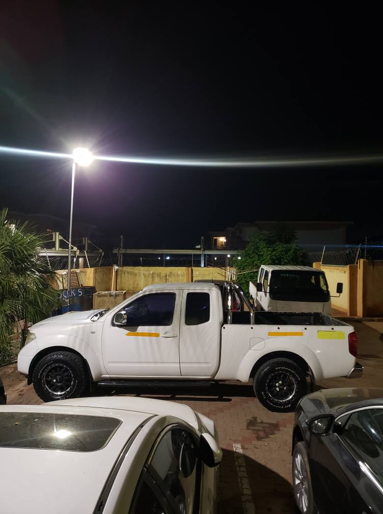 used nissan navara